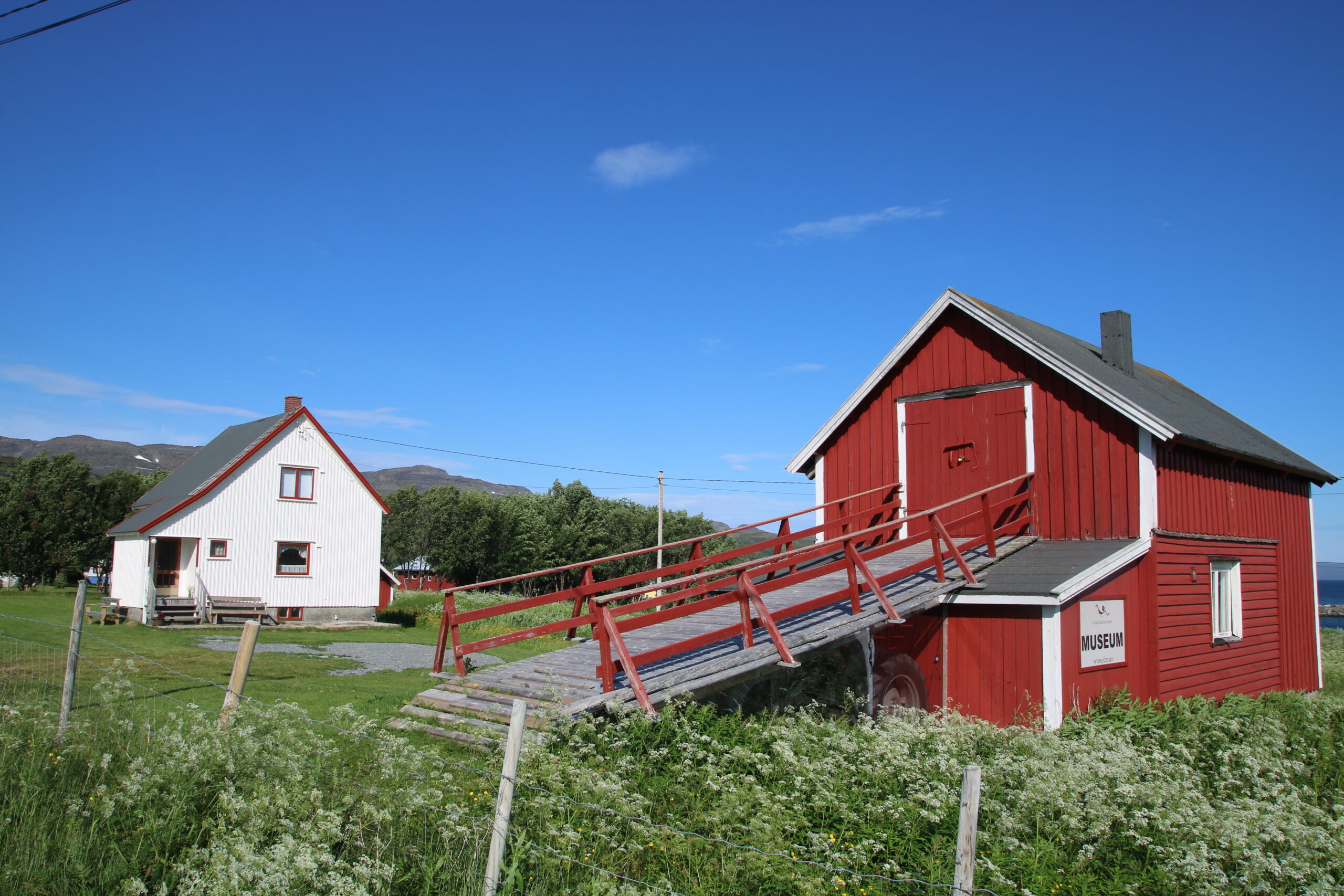 Jáhkovuona mearrasámi musea – Kokelv sea Sámi museum